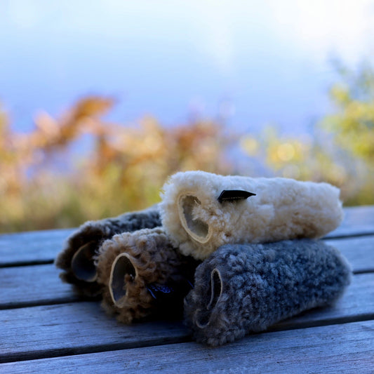 Fluffen – Schafsfellgriff mit Wärme und Griffigkeit in einem