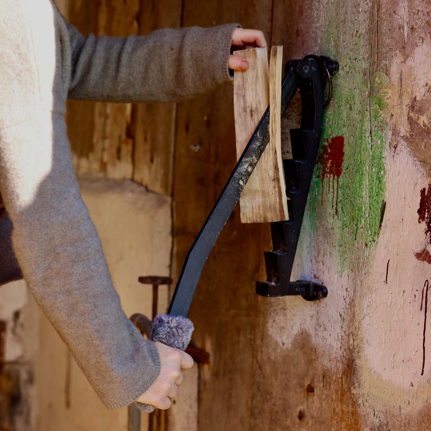 Fluffen - fårskinnshandtag med värme och grepp i ett