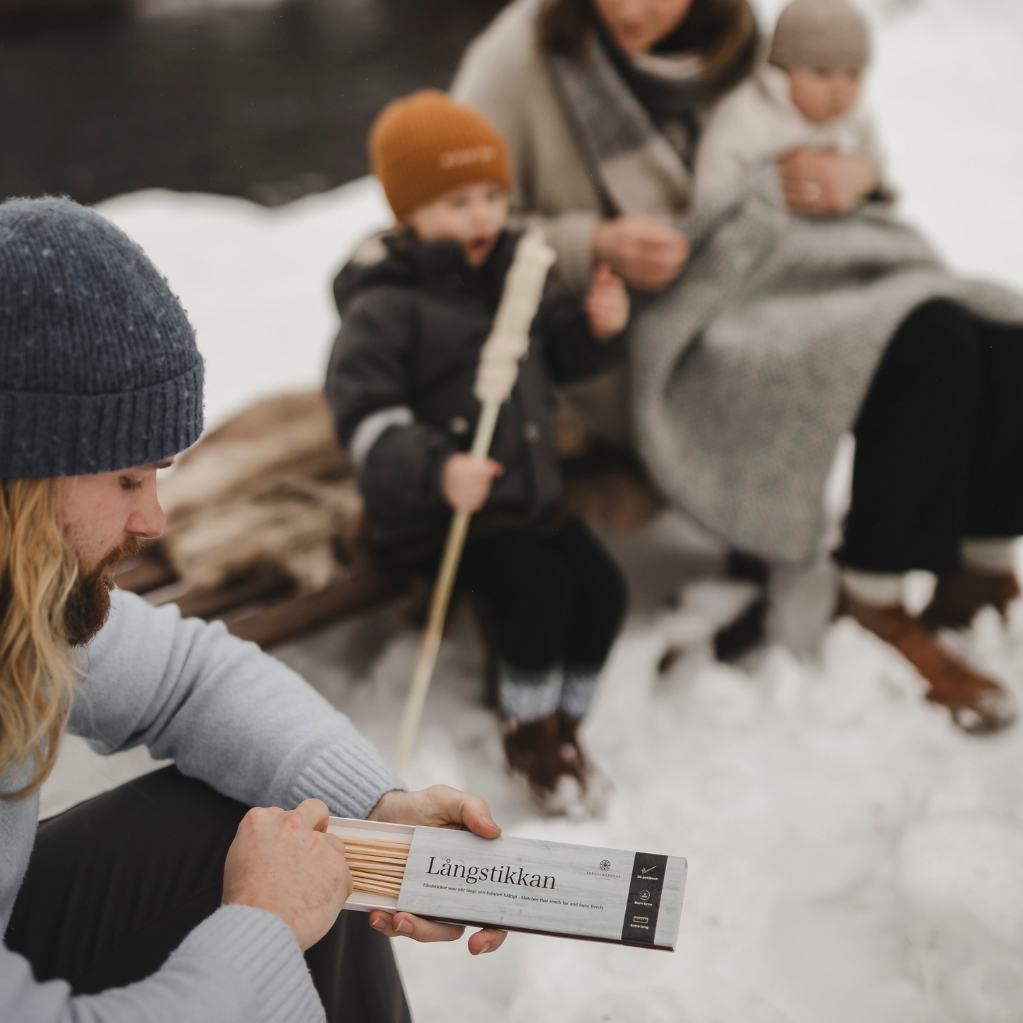 Långstikkan – Streichhölzer, die weit reichen und kräftig brennen