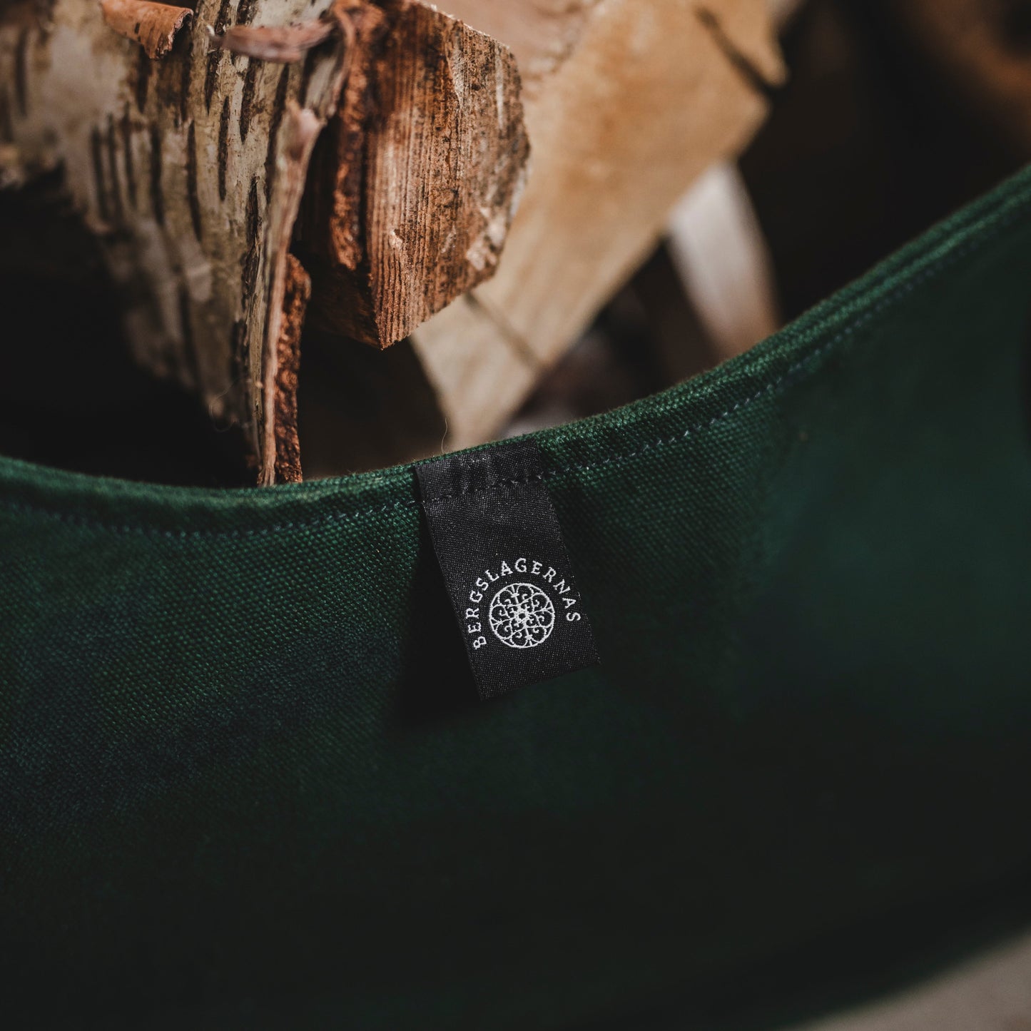 Bergslagsväskan - the versatile log carrier