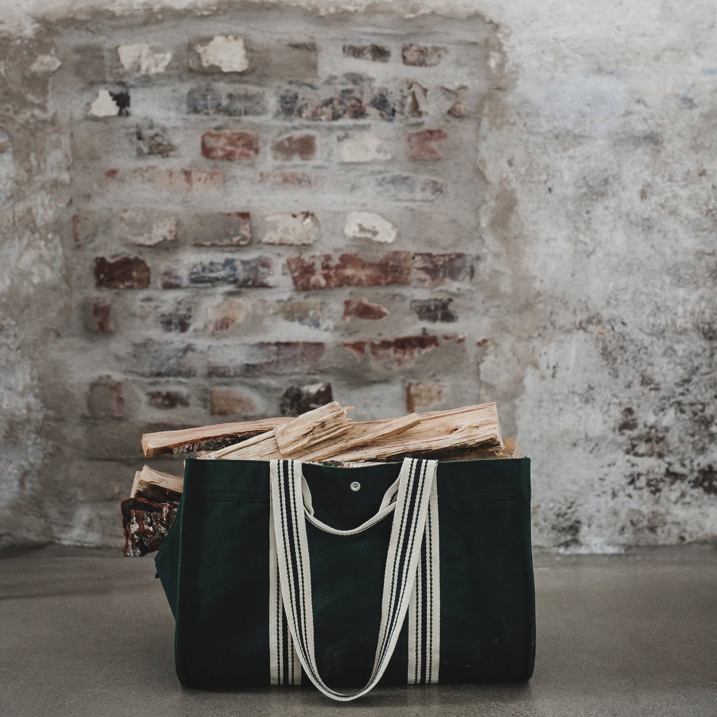 Bergslagsväskan - the versatile log carrier